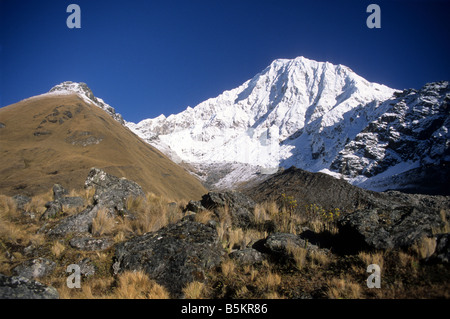 Mt dans la Cordillère Vilcabamba Trek du Salcantay, vu de Sisaypampa, Inca, Pérou Banque D'Images