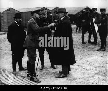 EN 500 1F1916 E Lloyd George Haig et Joffre 1916 David Lloyd George politicien britannique 1863 1945 Le secrétaire britannique à la guerre Banque D'Images