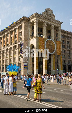 Jour de l'Indépendance - Maidan Nezalezhnosti (Place de l'indépendance), Kiev, Ukraine Banque D'Images