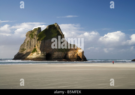 Îles d'Archway et Walker Wharariki Beach, près de North West Cape Farewell Nelson Region ile sud Nouvelle Zelande Banque D'Images