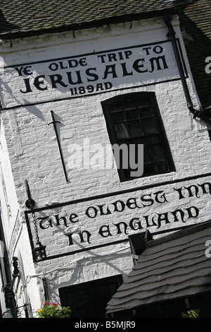 Ville de Nottingham, Angleterre. Ye Olde Trip to Jerusalem Inn est réputé pour être le plus vieux Inn en Angleterre. Banque D'Images