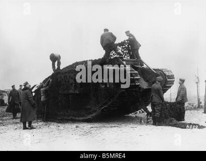 9 1917 1120 A2 17 E d'un camouflage tank Nov 1917 World War 1 1914 18 Western Front bataille de chars à Cambrai 20e 29e Novembre Banque D'Images