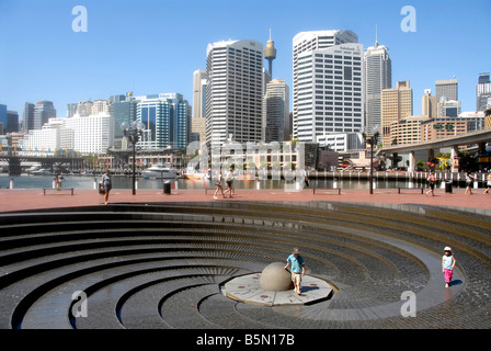 Fontaine de Darling Harbour à Sydney Australie Banque D'Images