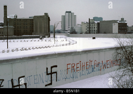 Le mur de Berlin à la Potsdamer Platz - Berlin Ouest dans l'hiver de 1979 Banque D'Images