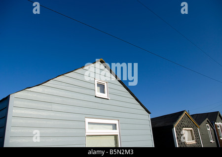 Beach huts, Gurnard, nr Coches, Île de Wight, Angleterre, Royaume-Uni, GB. Banque D'Images