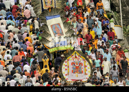 Foule dense à thaipusam fête hindoue, les grottes de Batu, Malaisie Banque D'Images