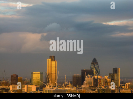 Vue depuis la tour Millbank LONDON 6- crépuscule sur la ville de Londres Banque D'Images