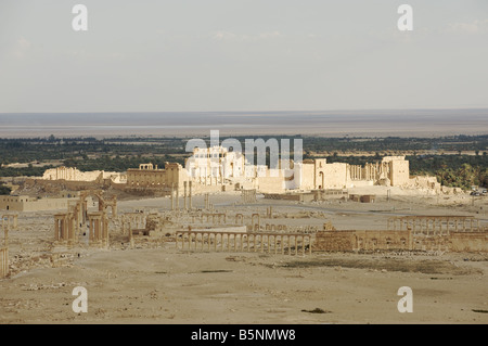 Palmyre Temple de Bel pris dans la lumière du soleil elevated view Banque D'Images