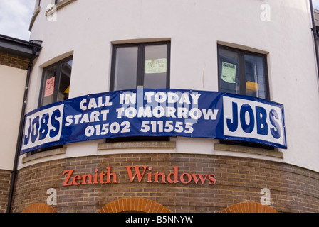 Windows Zenith à Lowestoft, Suffolk, Uk publicité offres d'emploi pour un travail Banque D'Images