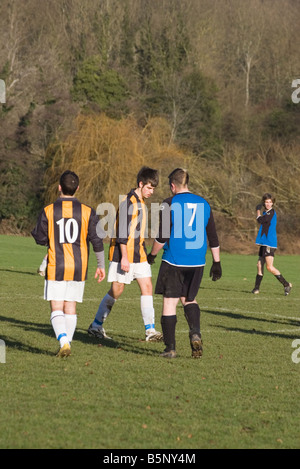 Dimanche Amateur League Football joueur de football les joueurs de football Banque D'Images