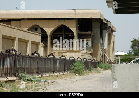 Dommages causés par les bombes à Saddams Palace dans la zone verte de Bagdad , Banque D'Images