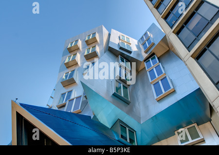 Une dynamique élevée vue de Frank Gehry s Ray et Maria Stata center sur le campus de l'Institut de Technologie du Massachusetts dans la came Banque D'Images