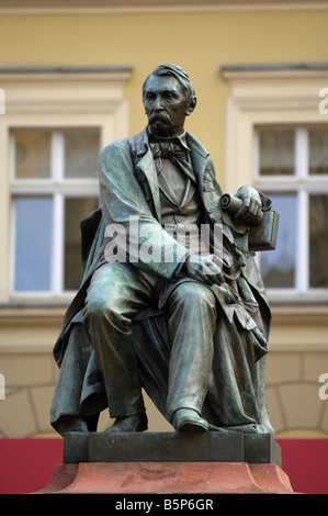 Statue de la dramaturge Aleksander Fredro en place Rynek, Wroclaw, Pologne Banque D'Images