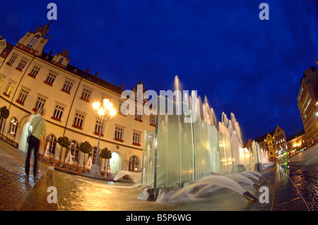 Fontaine, place de 'Main', Wroclaw, Pologne Banque D'Images