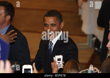 Sen Barack Obama parle à un rassemblement sur le campus de l'Université d'état de l'Ohio à Columbus en Ohio Banque D'Images