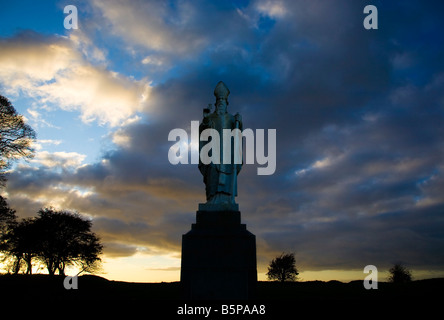 La sculpture de Saint Patrick à Tara où il a battu haut roi Laoghaire's druides, comté de Meath, Irlande Banque D'Images