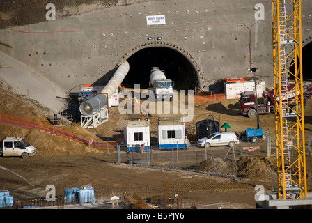 Chantier dans le portail sud de l'A3 Tunnel Hindhead dans Surrey UK Banque D'Images