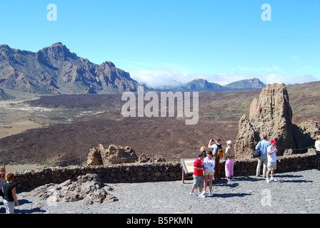 Point Lookout à Los Roques de Garcia, Parque Nacional del Teide, Tenerife, Canaries, Espagne Banque D'Images