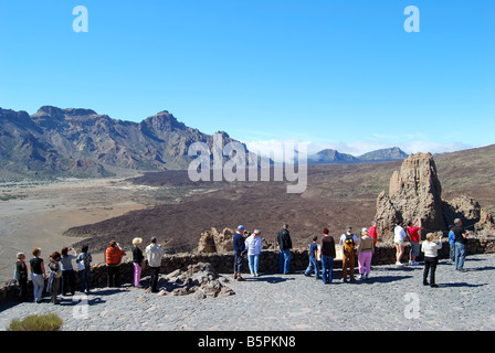 Point Lookout à Los Roques de Garcia, Parque Nacional del Teide, Tenerife, Canaries, Espagne Banque D'Images