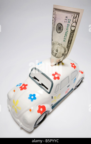 Volkswagen Beetle argent fort avec $50 dollar bill Banque D'Images