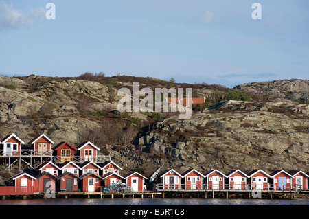 En bois peint de couleurs vives, de cabines d'été en Suède Skarhamn Bohuslan coast 2008 Banque D'Images