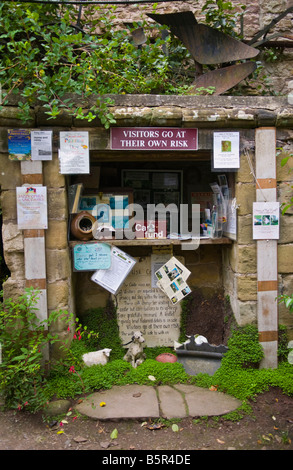 L'Usk château datant du 12ème siècle dans la ville de marché de l'Usk Monmouthshire South Wales UK Banque D'Images