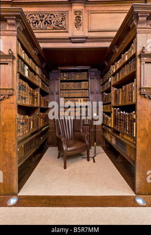 Bibliothèque Une bibliothèque médiévale Fellows au Jesus College à Oxford Banque D'Images