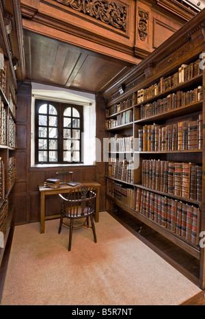 Bibliothèque Une bibliothèque médiévale Fellows au Jesus College à Oxford Banque D'Images