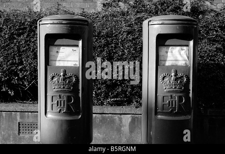 Type post-K cases dans Vieille Place, Warwick, Warwickshire, England, UK Banque D'Images