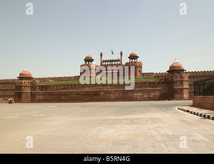 Fort rouge de Delhi. Entrée principale construite par l'empereur Moghol Shah Jahan 1639-48 Banque D'Images