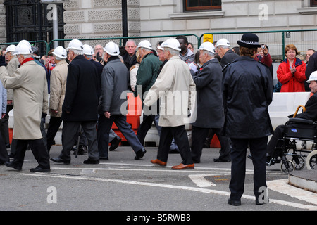 Bevan Les garçons membres de l'Association, prendre part à la parade du Souvenir de Londres le Nov 11e Banque D'Images
