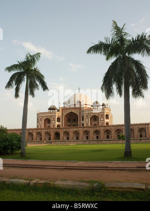 Humayuns Tomb Delhi Inde Mausolée de deuxième empereur moghol construit par sa veuve de Jaji Begam Banque D'Images