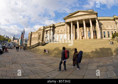 Bureau des documents de la Bibliothèque centrale et World Museum Liverpool sur William Brown Street Merseyside England UK Royaume-Uni GB Banque D'Images