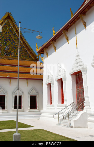 Wat Mahathat Yuwaratharangsarit Ratchaworamahawihan près de Sanam Luang à Bangkok en Thaïlande Banque D'Images