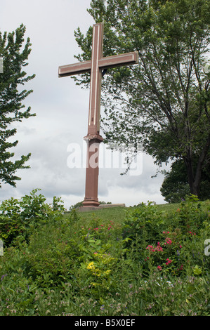 Replica croix marquant's landing Place Jacques Cartier sur le fleuve Saint-Laurent au Québec. Photographie numérique Banque D'Images