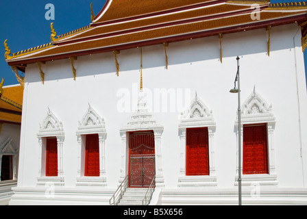 Wat Mahathat Yuwaratharangsarit Ratchaworamahawihan près de Sanam Luang à Bangkok en Thaïlande Banque D'Images