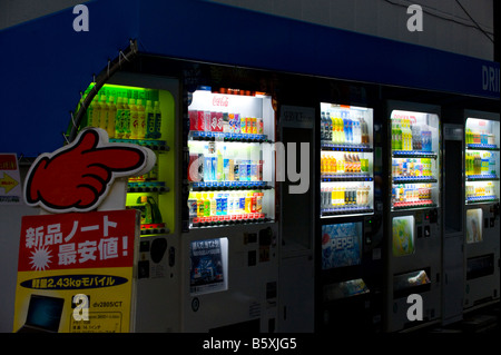 Distributeur de boissons à Akihabara, Tokyo, Japon. Banque D'Images