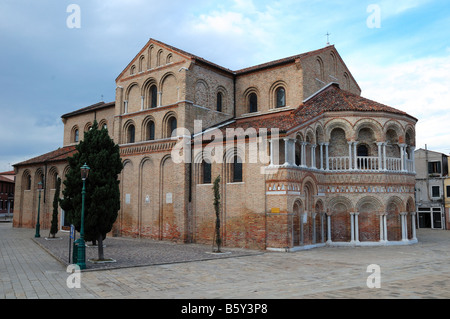 Basilica dei Santi Maria e Donato, Fondamenta Giustinian, Murano, Venise, Italie. Banque D'Images