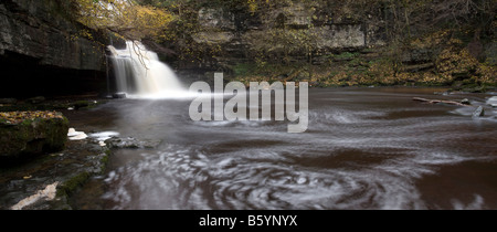 West Burton Falls Yorkshire Dales National Park Banque D'Images