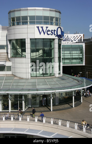 Ville de Southampton, en Angleterre. La terrasse entrée de Portland Southampton West Quay shopping complex. Banque D'Images