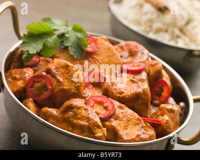 Chili Poulet Tikka Masala avec du Riz basmati parfumé Banque D'Images