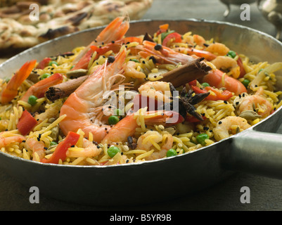 Biryani de crevettes et légumes Banque D'Images