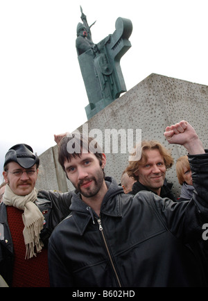 À partir de la manifestation à Reykjavik le 10 octobre Banque D'Images