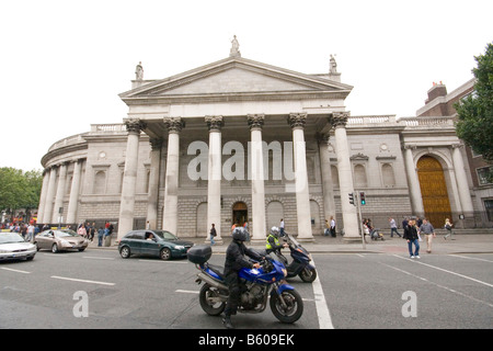 La Banque d'Irlande au Collège Green Dublin Irlande le dix-huitième siècle était autrefois la maison du Parlement Banque D'Images