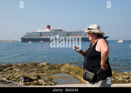 Bateau de croisière américain des photos touristiques sur Mykonos, Grèce Banque D'Images