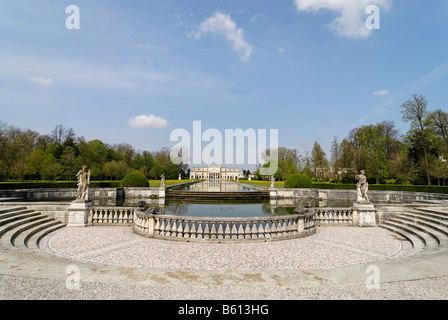 La Villa Pisani à Stra près de Padoue au Canal de Brenta, Veneto, la Vénétie, en Italie, en Europe Banque D'Images