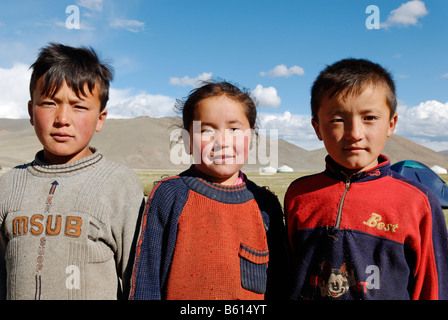 Mongol Kazakh, garçons et filles, le Kazakhstan, la Mongolie, l'Asie Banque D'Images