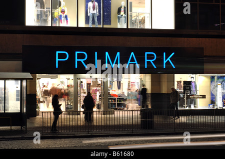 Primark store, centre-ville de Coventry, West Midlands, England, UK Banque D'Images