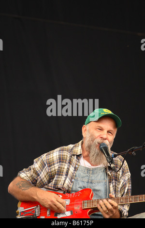 Seasick Steve chanteur auteur-compositeur américain en live à Glastonbury Festival Juin 2008 Banque D'Images