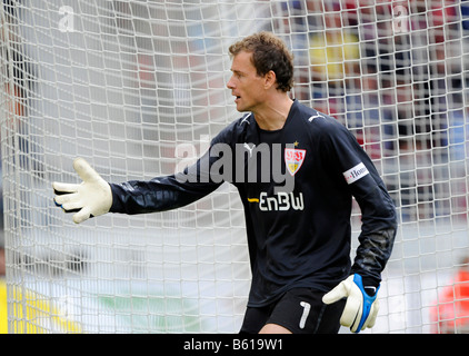 Gardien de but Jens Lehmann, le VfB Stuttgart, gesticulant et diriger la défense Banque D'Images